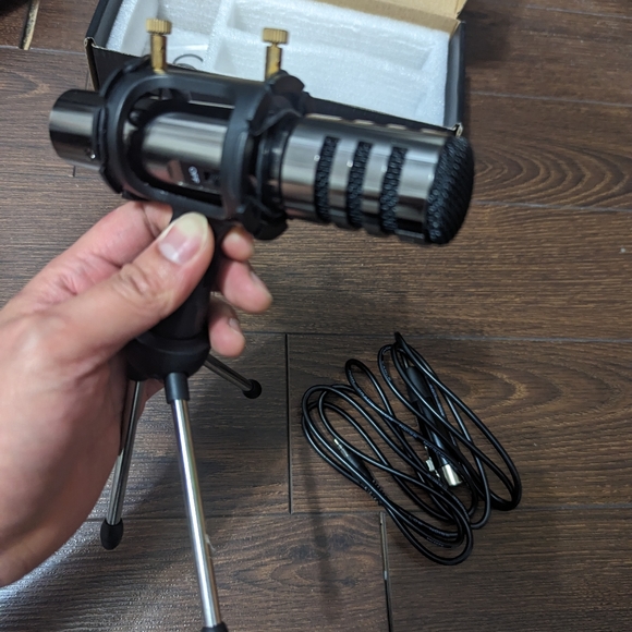 Professional Microphone - Picture 4 of 4